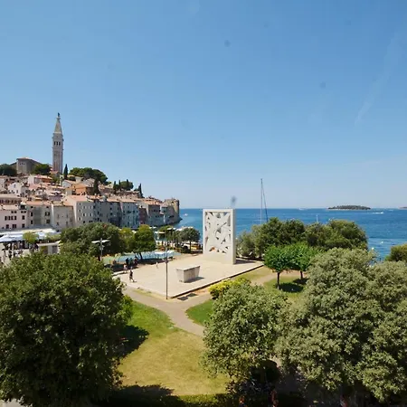 Sunny With Sea View - One Bedroom With Sea View Διαμέρισμα