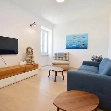 Διαμέρισμα Sunny With Sea View - One Bedroom With Sea View